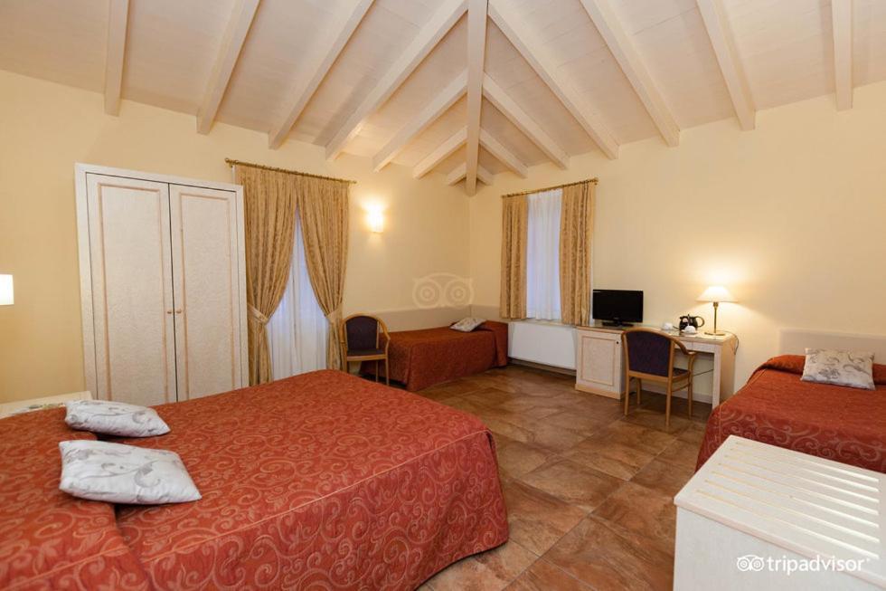Hotel Belvedere Verbania Luaran gambar