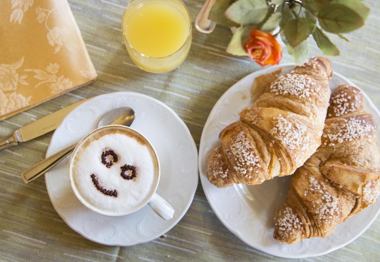 Hotel Belvedere Verbania Luaran gambar